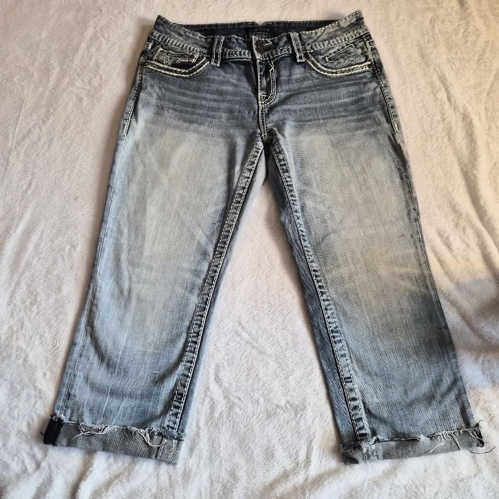 Vigoss Women's Light Blue Capris Jeans with Stitch Detail Size 10